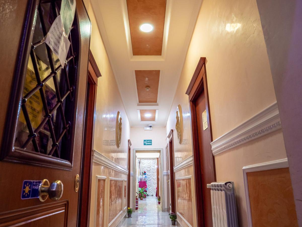 Hotel Suite Caesar Rome Exterior photo
